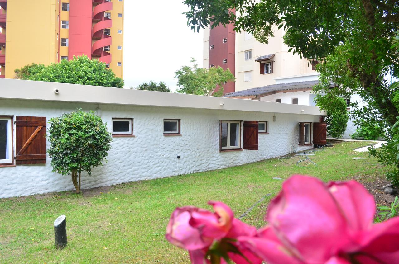 Hostería Sajonia Villa Gesell Exterior foto